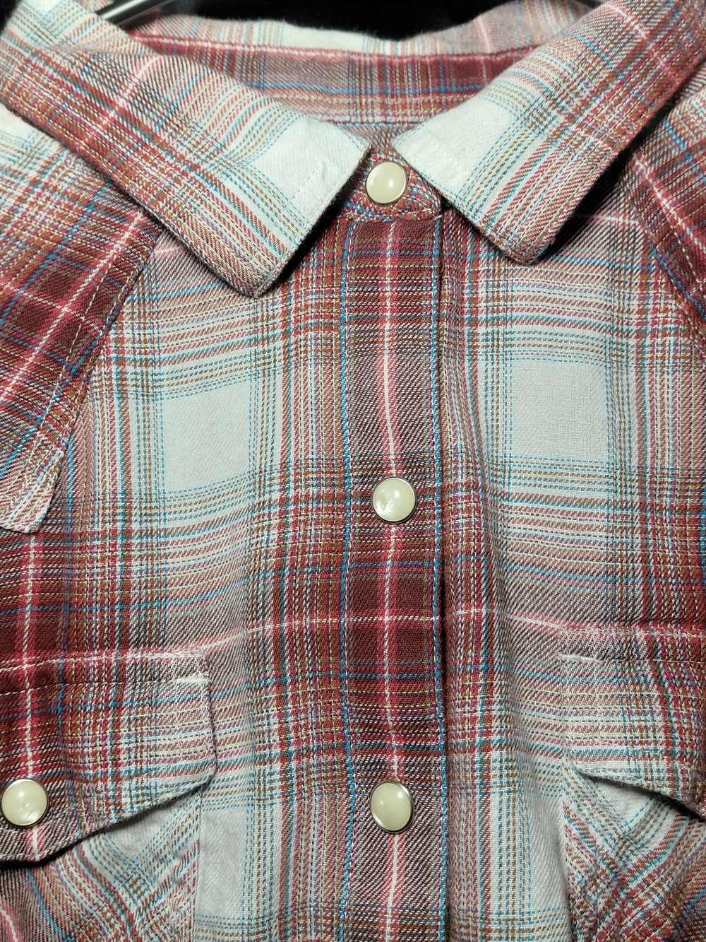 Ariat Men's Red and White Plaid Western Button-Down Shirt - Picture 4 of 6